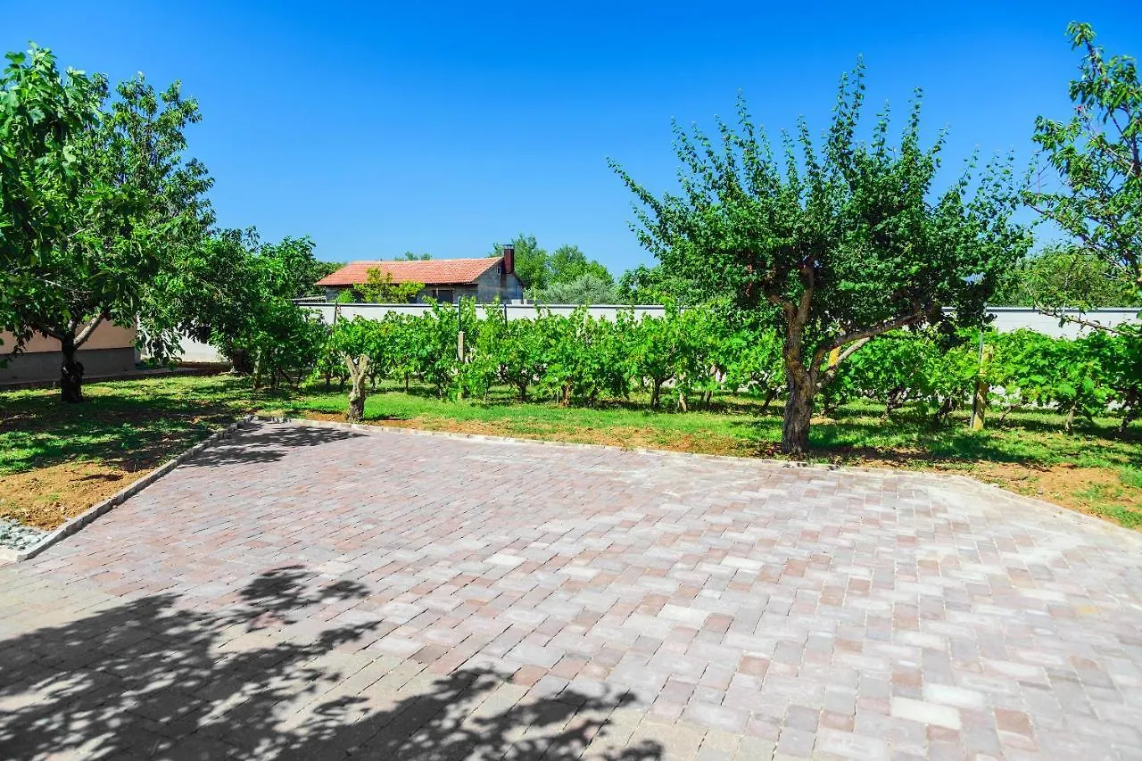 Villa Pacis 本科瓦茨